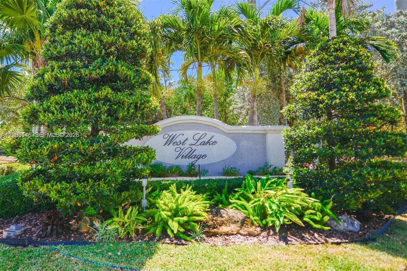 1601 Yellowheart Way photo 27