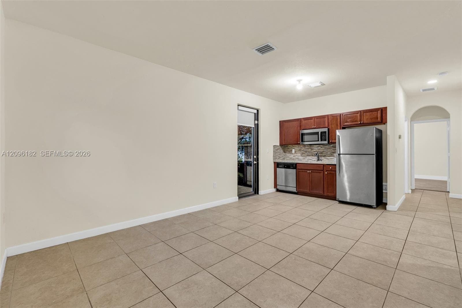 241 SE 35th Ave photo 38