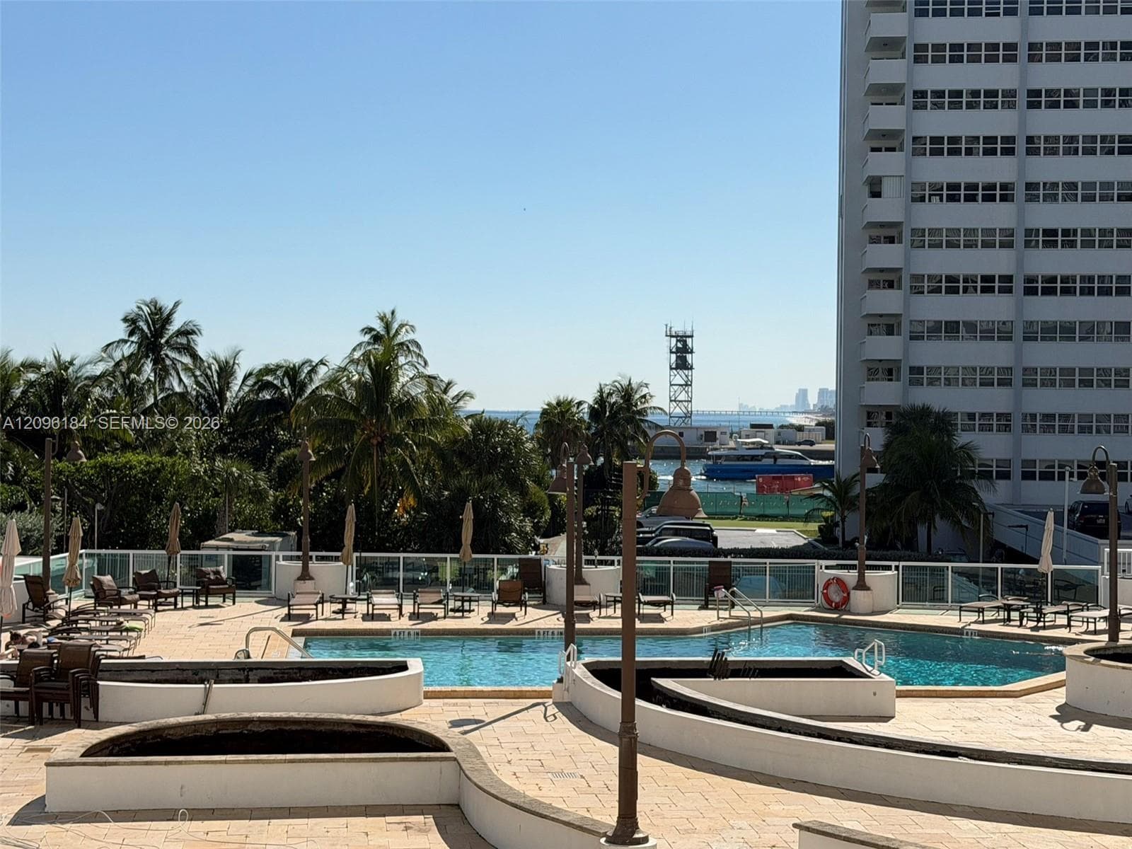 EVERGLADES HOUSE CONDO · #309 in Fort Lauderdale - Photo 14