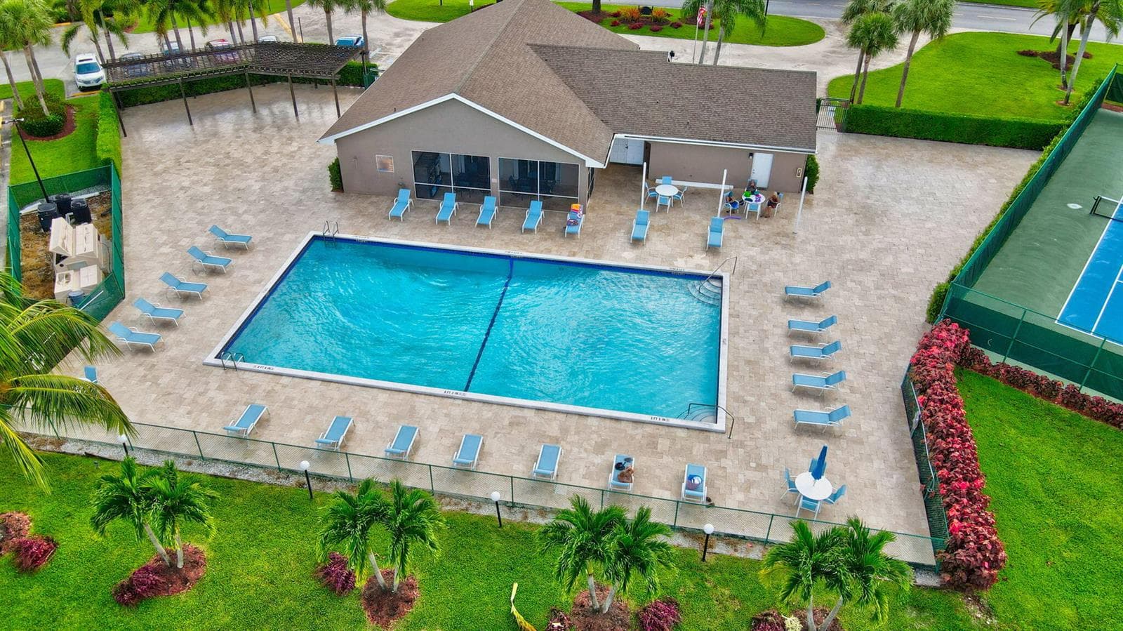 CLUBHOUSE POOL