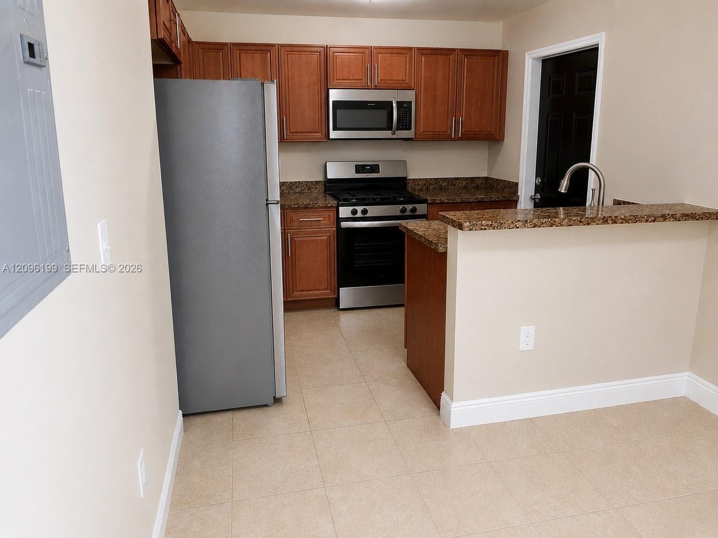 TOWN PARK PLAZA NORTH CON · #1 in Miami - Photo 5