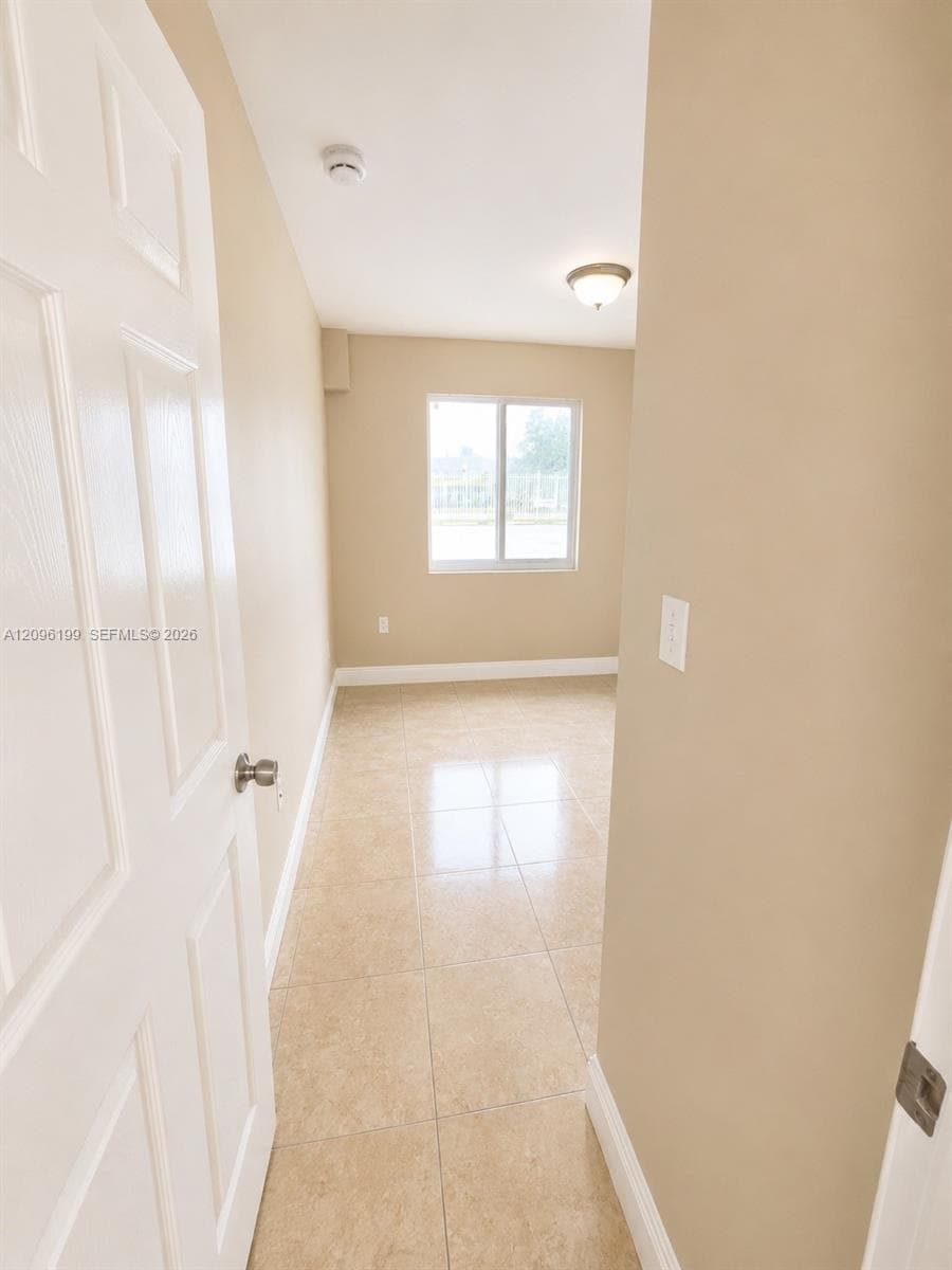 TOWN PARK PLAZA NORTH CON · #1 in Miami - Photo 8