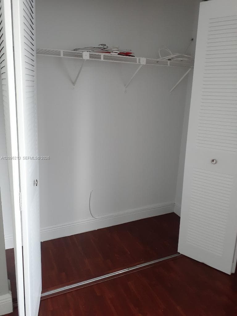 MADISON DOWNTOWN CONDO · #E-1009 in Miami - Photo 11
