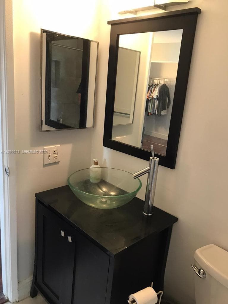 MADISON DOWNTOWN CONDO · #E-1009 in Miami - Photo 8