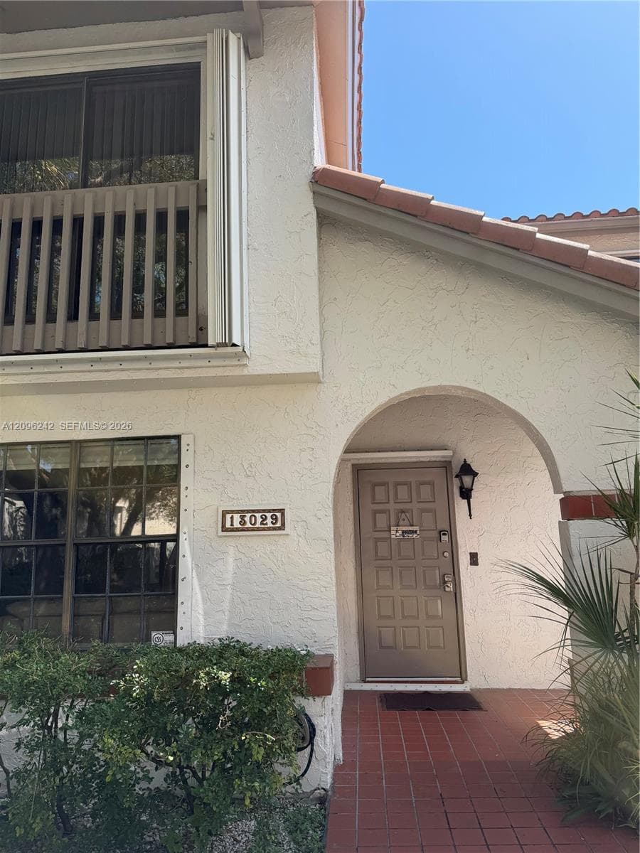 13029 SW 95th Ave photo 1