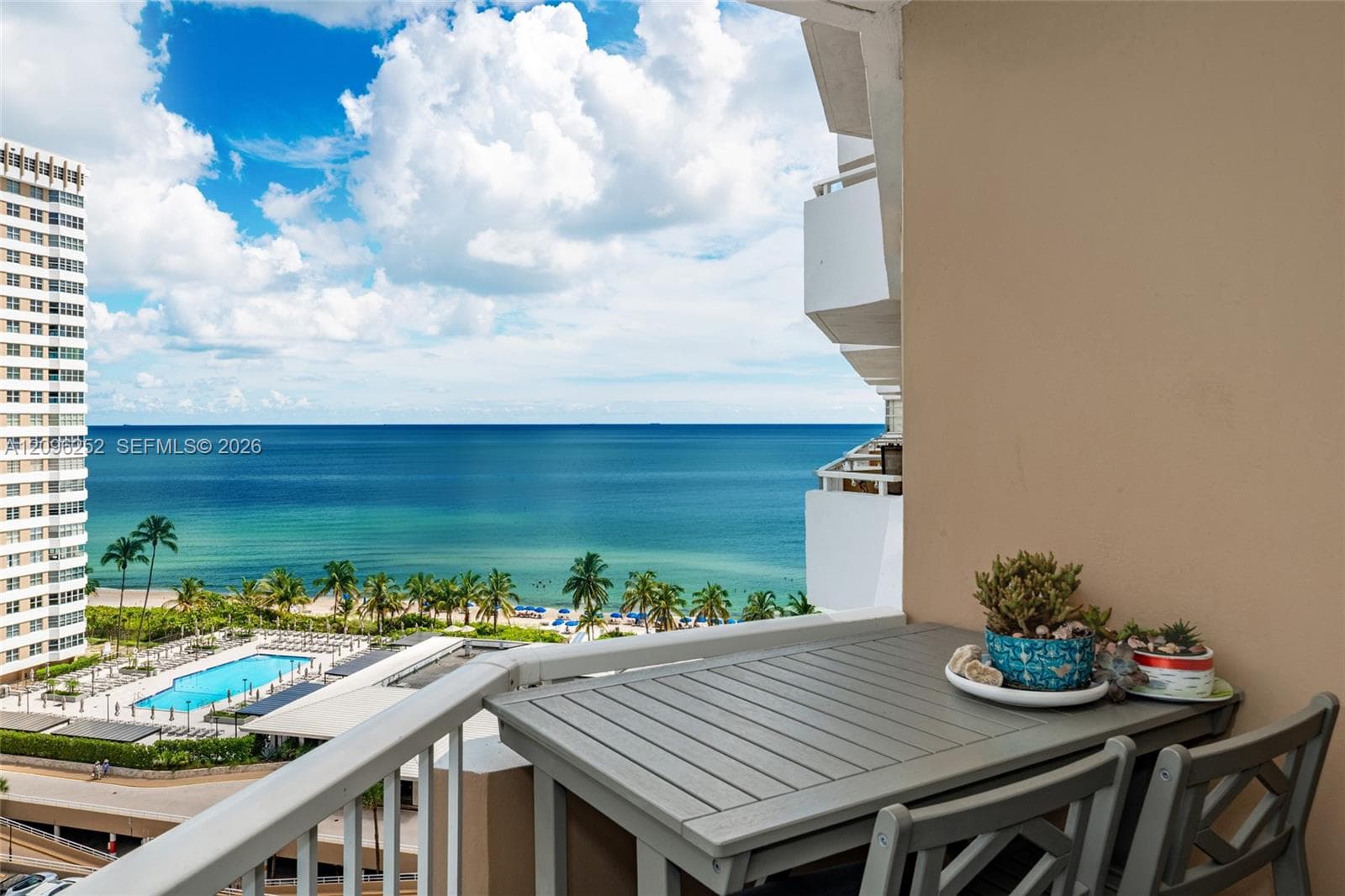 HEMISPHERES CONDO · #11K in Hallandale Beach - Photo 23