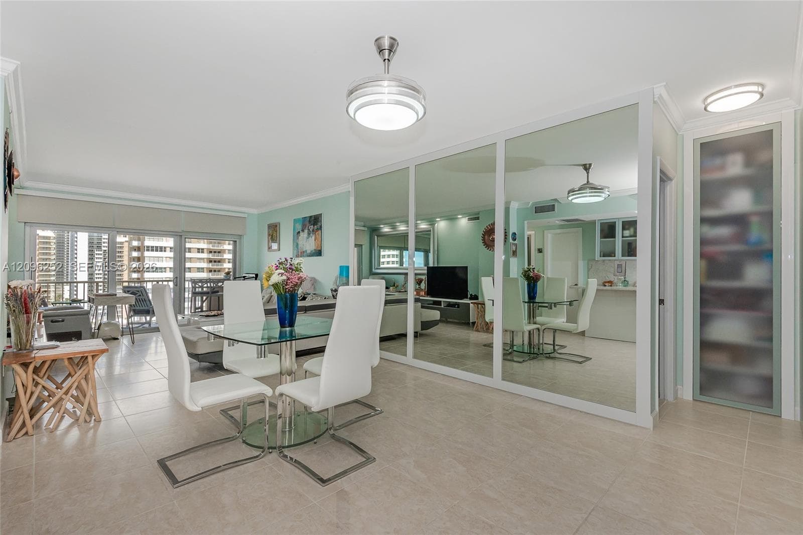 HEMISPHERES CONDO · #11K in Hallandale Beach - Photo 6