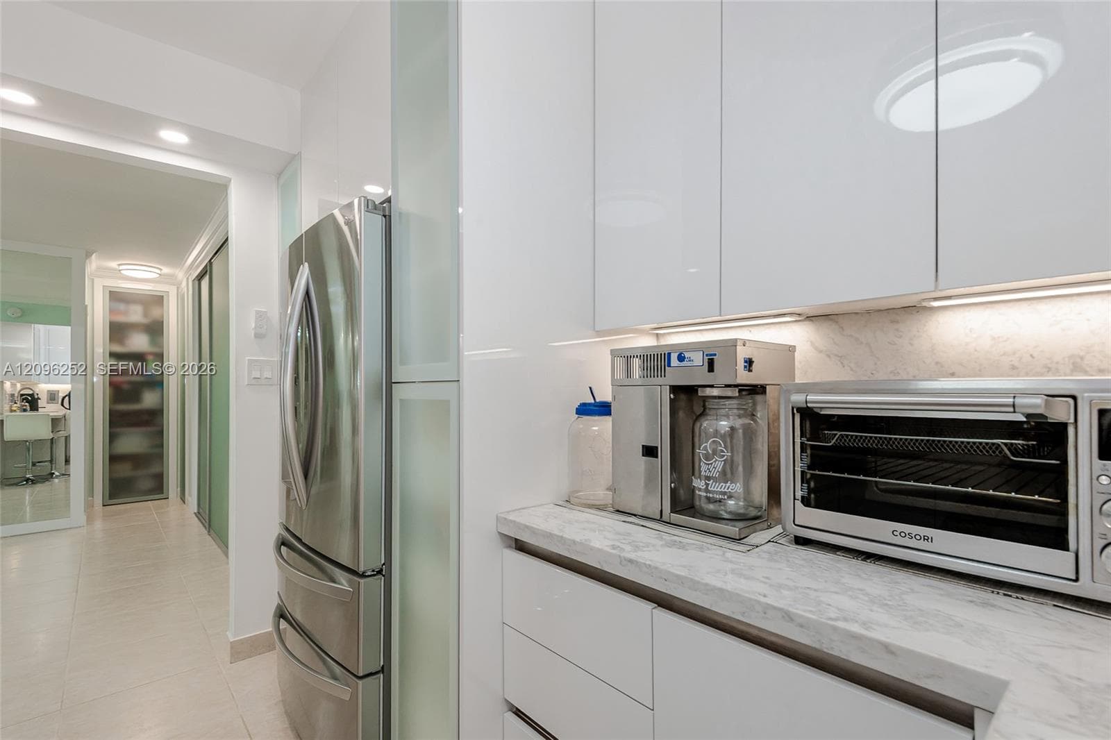 HEMISPHERES CONDO · #11K in Hallandale Beach - Photo 12