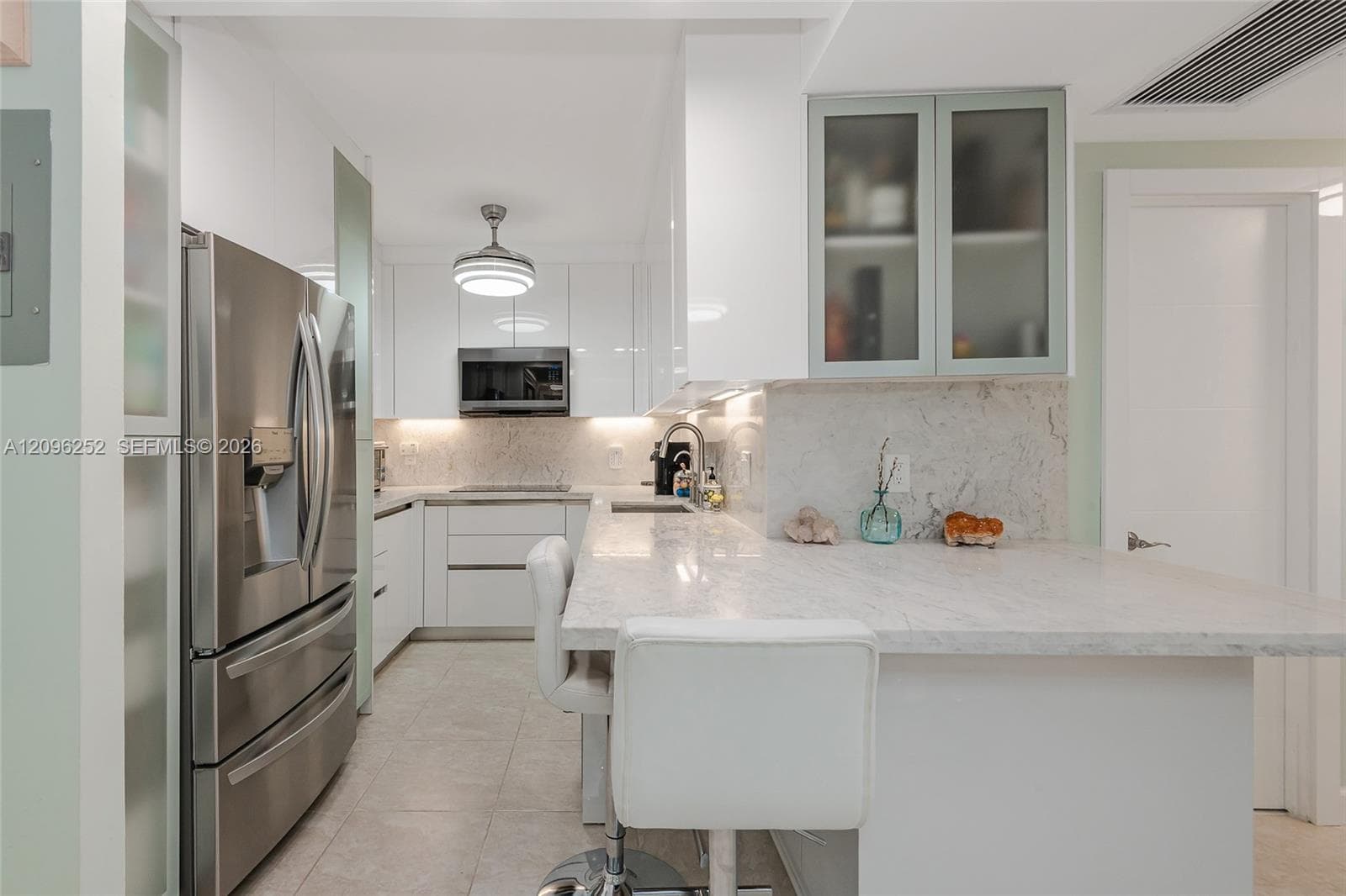 HEMISPHERES CONDO · #11K in Hallandale Beach - Photo 10