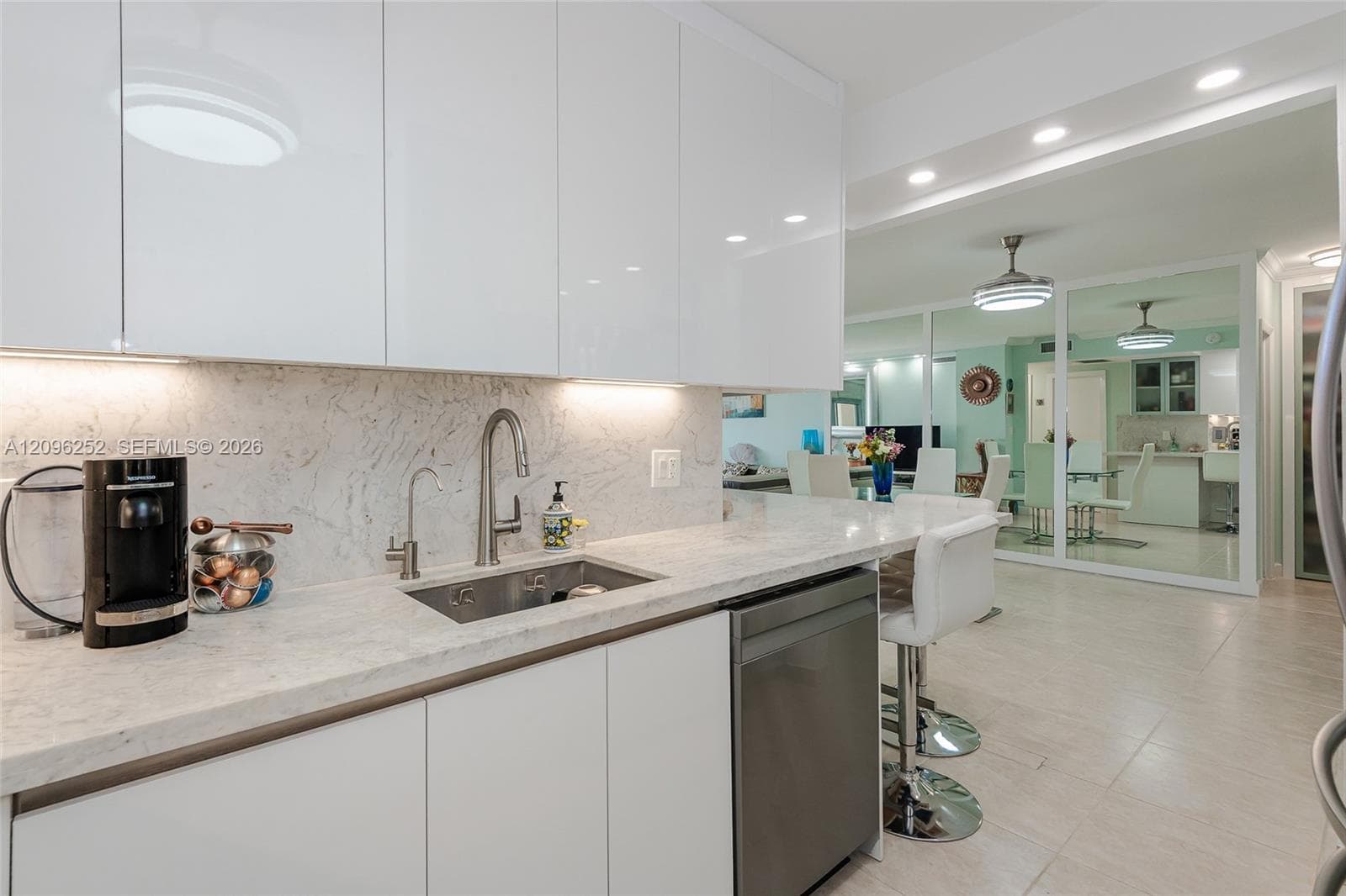 HEMISPHERES CONDO · #11K in Hallandale Beach - Photo 11