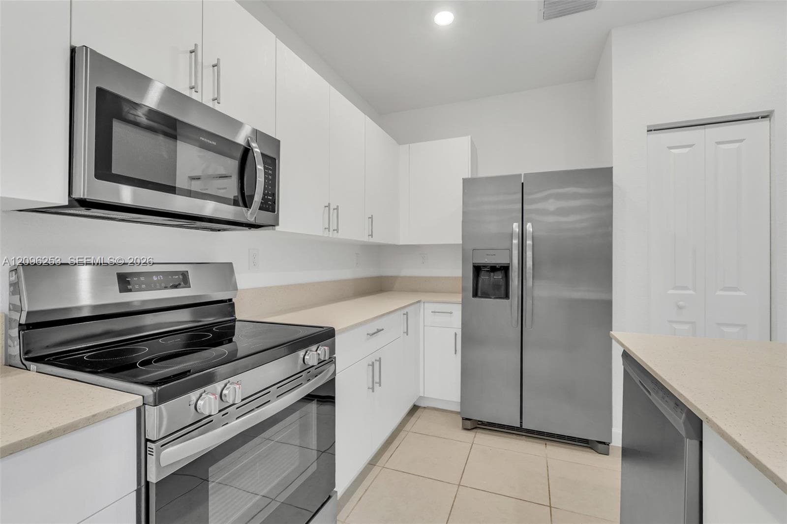 2479 SE 24th Dr photo 32