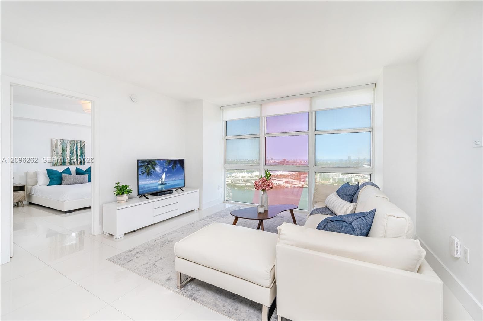 50 Biscayne · #3906 in Miami - Photo 2
