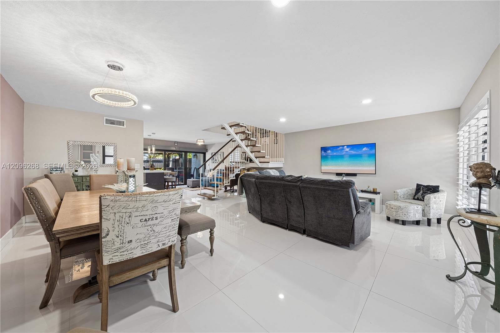 SPANISH VILLAS CONDO · #1410 in Miami - Photo 5