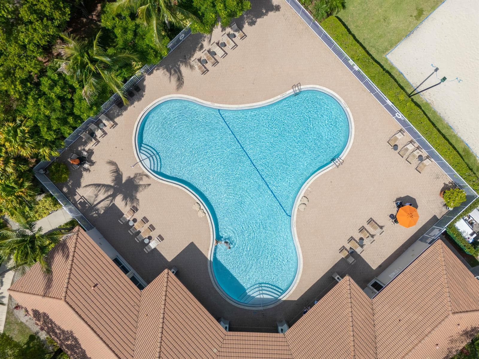 Club Pool