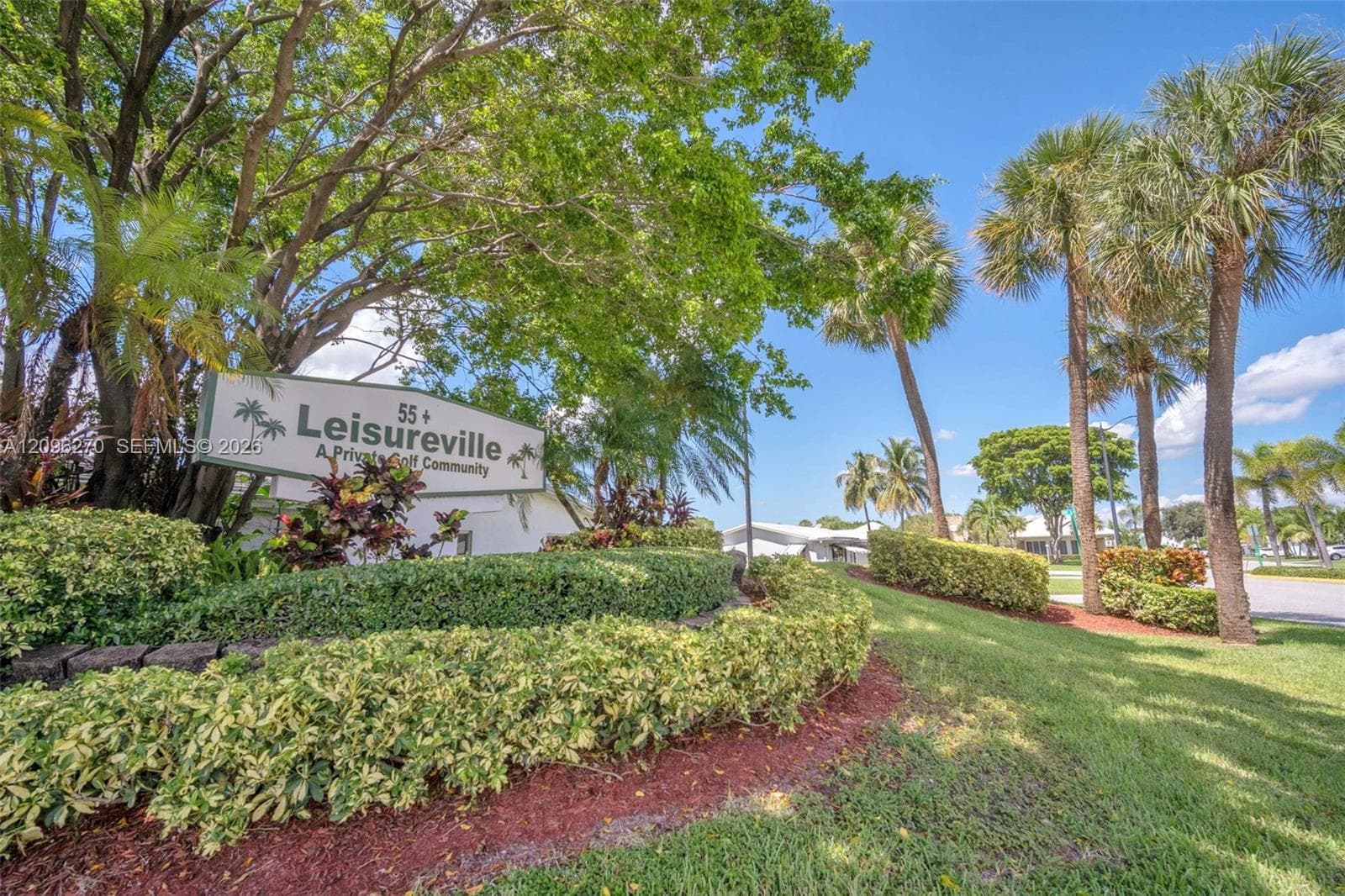 LEISUREVILLE · #188 in Pompano Beach - Photo 23