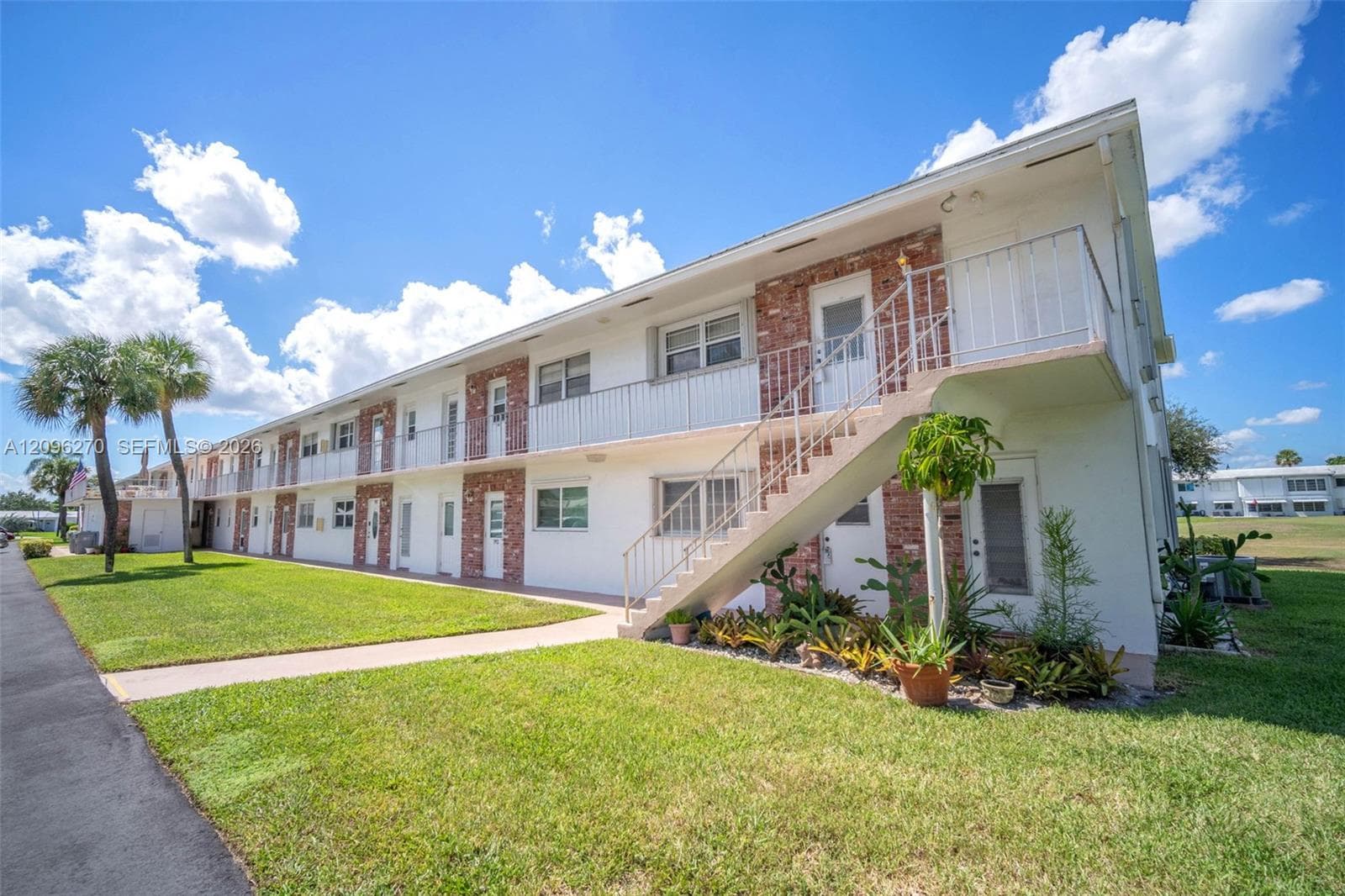 LEISUREVILLE · #188 in Pompano Beach - Photo 3