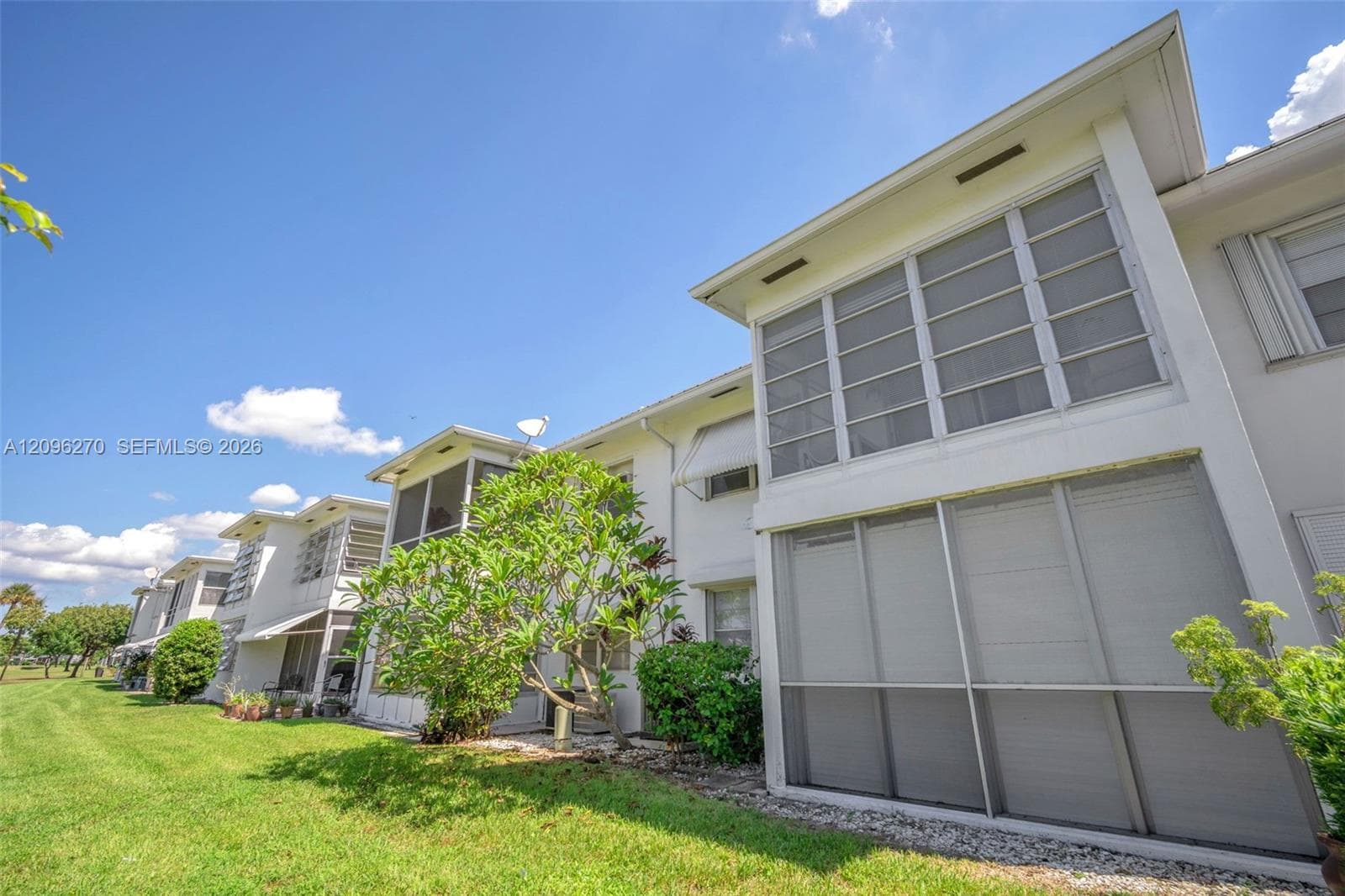 LEISUREVILLE · #188 in Pompano Beach - Photo 18