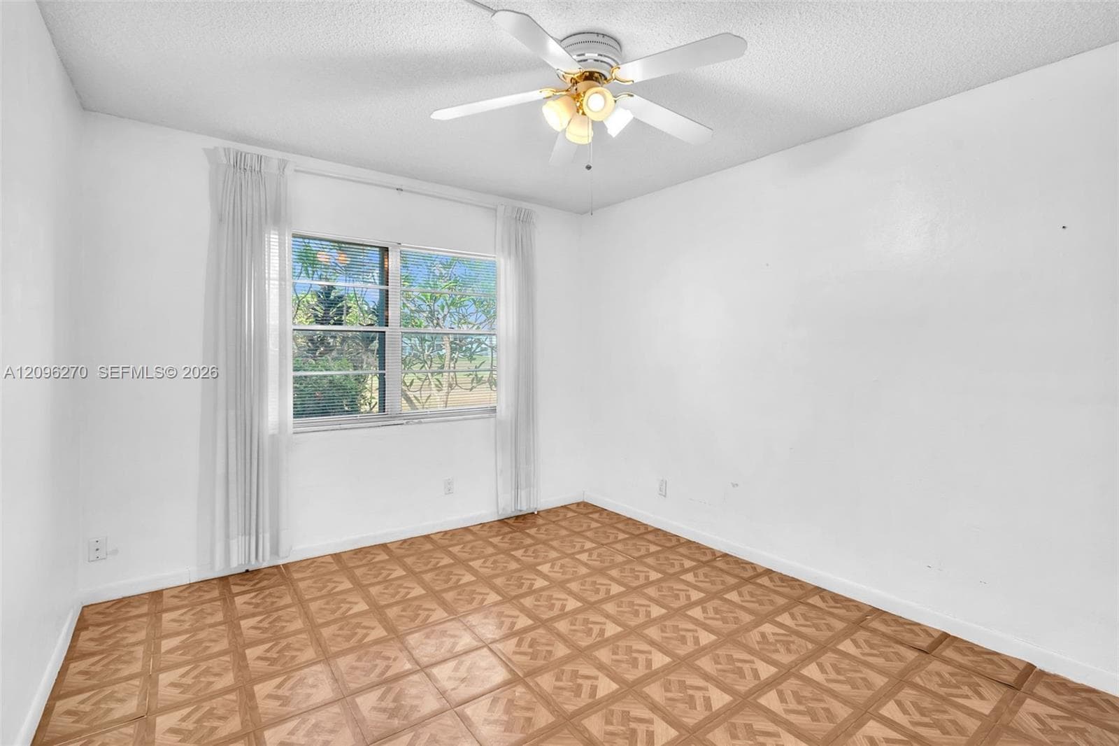 LEISUREVILLE · #188 in Pompano Beach - Photo 15