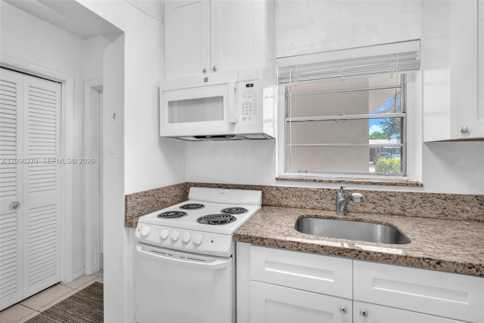 LEISUREVILLE · #188 in Pompano Beach - Photo 8