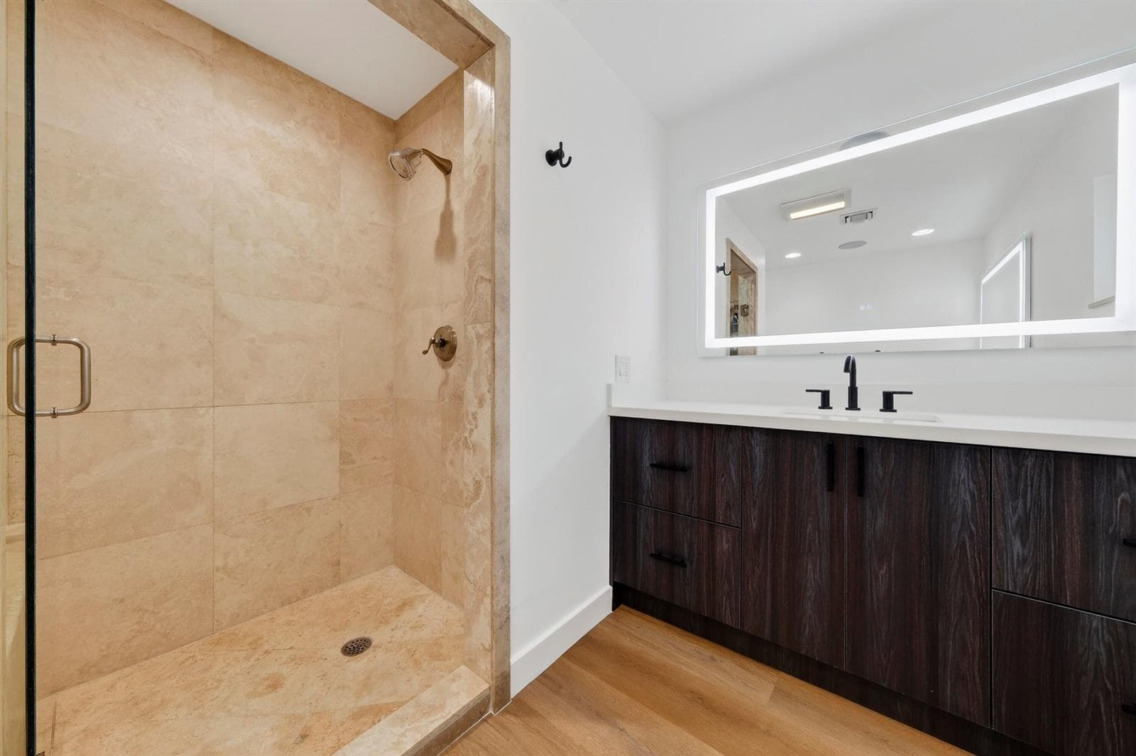 329 Isle of Capri Drive. Fort Lauderdale