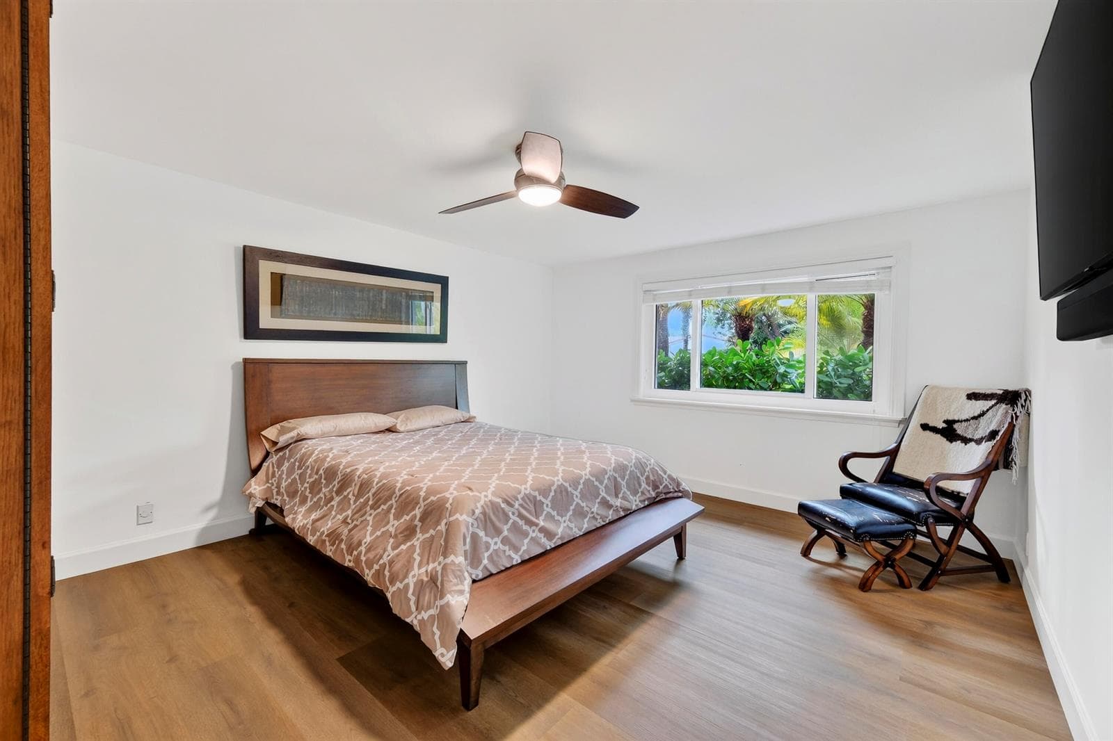 329 Isle of Capri Drive. Fort Lauderdale