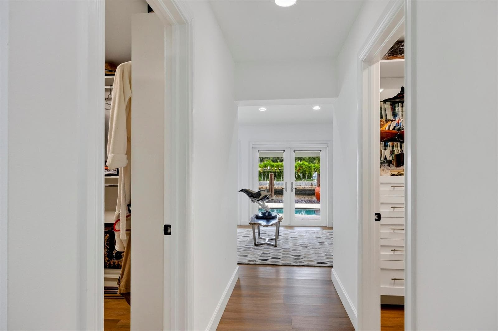 329 Isle of Capri Drive. Fort Lauderdale