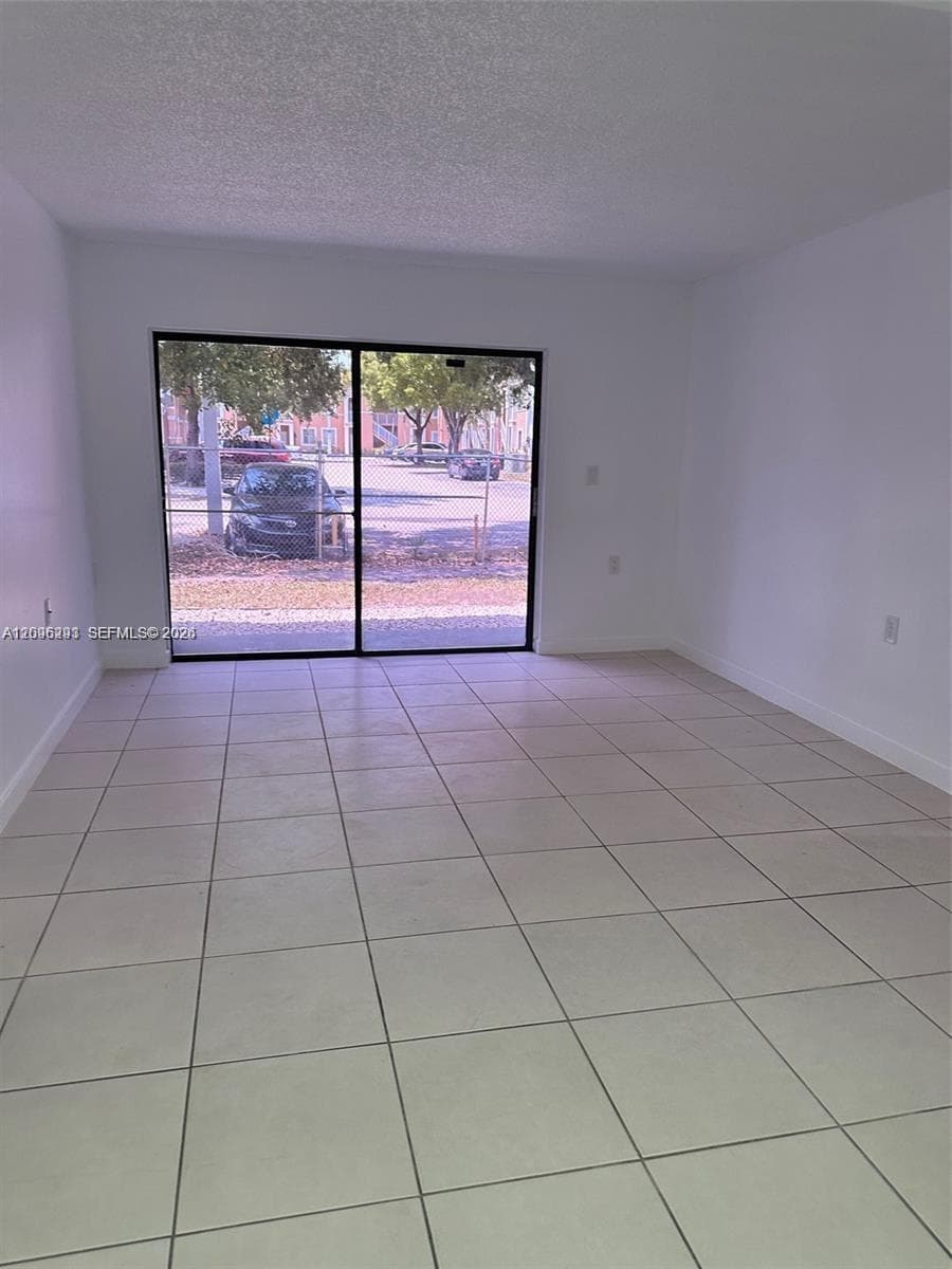 VILLA BELLINI CONDO · #112 in Hialeah - Photo 2