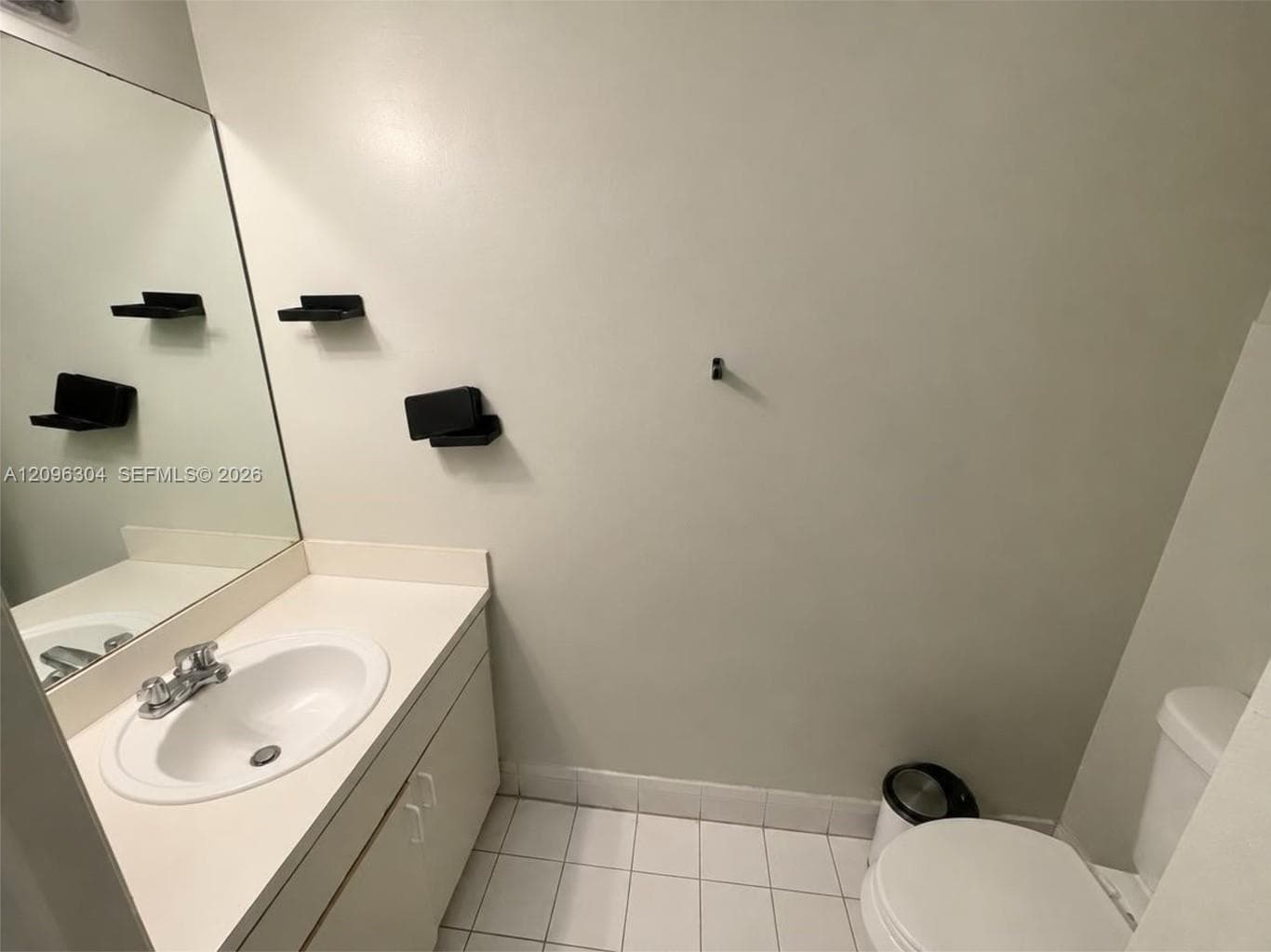 14030 NE 3rd Ct photo 4