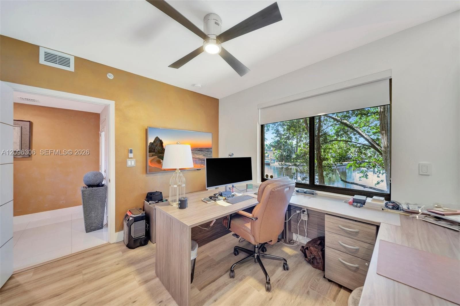 First floor guest bedroom/office/den