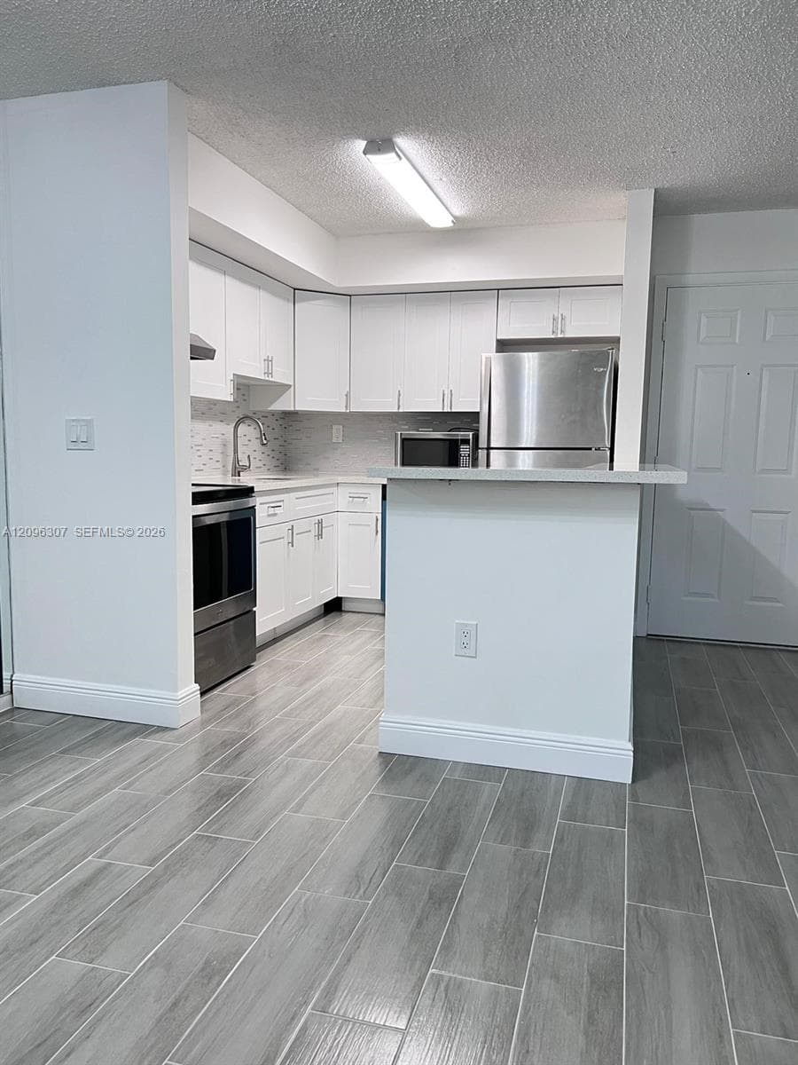 COUNTRYSIDE VILLAGE CONDO · #111 in Hialeah - Photo 3