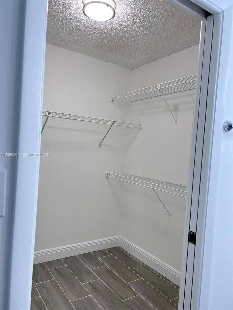 COUNTRYSIDE VILLAGE CONDO · #111 in Hialeah - Photo 15
