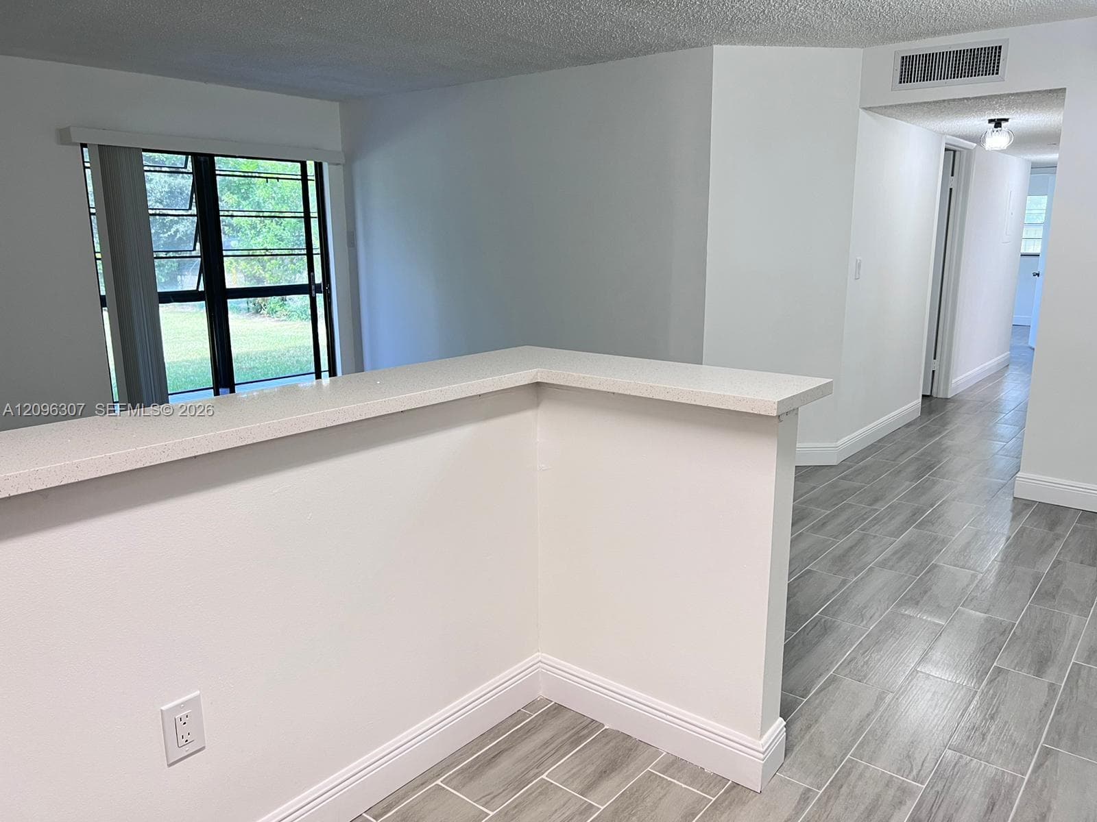 COUNTRYSIDE VILLAGE CONDO · #111 in Hialeah - Photo 4