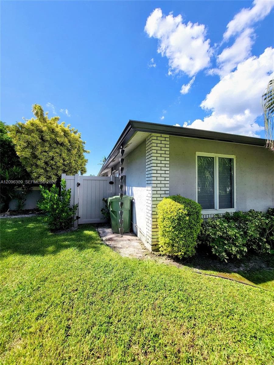 712 Juniper Pl photo 27