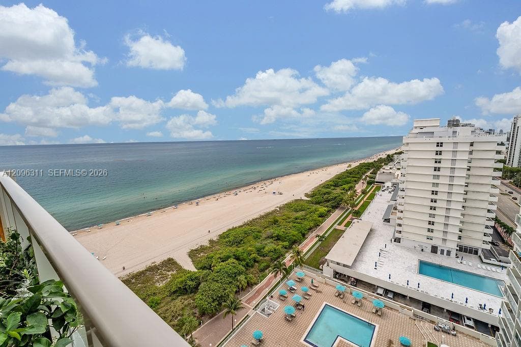 Arlen Beach · #PH14 in Miami Beach - Photo 2