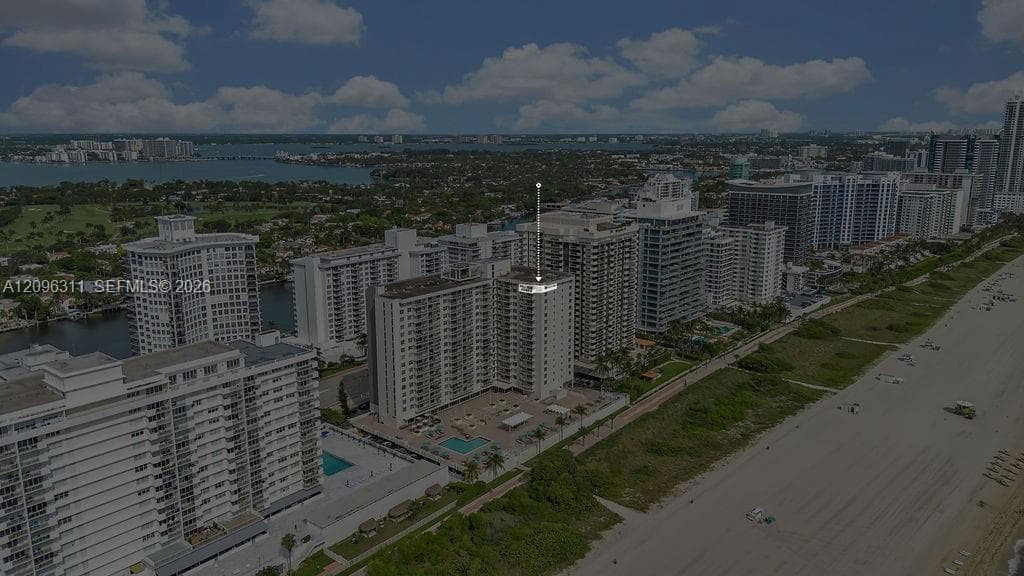 Arlen Beach · #PH14 in Miami Beach - Photo 25