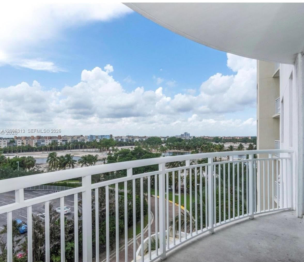DUO CONDOMINIUM WEST · #507W in Hallandale Beach - Photo 2