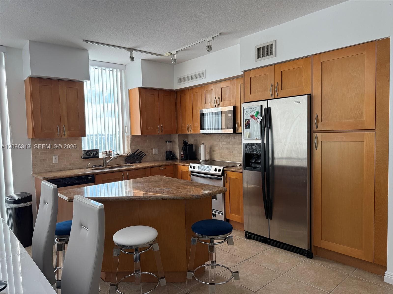 DUO CONDOMINIUM WEST · #507W in Hallandale Beach - Photo 5