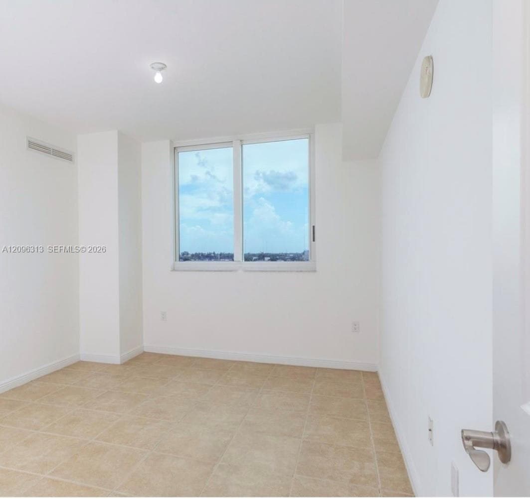 DUO CONDOMINIUM WEST · #507W in Hallandale Beach - Photo 24