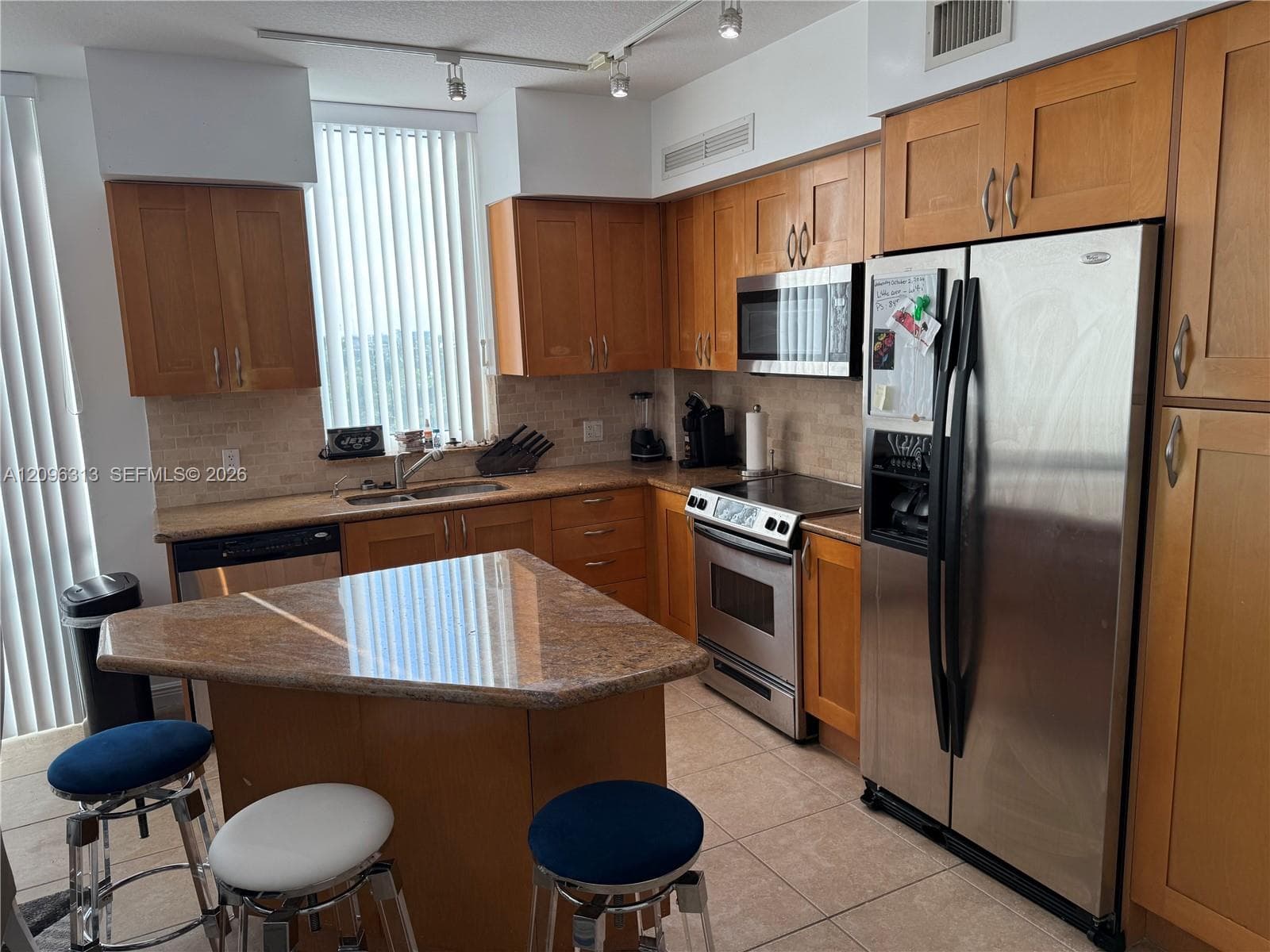 DUO CONDOMINIUM WEST · #507W in Hallandale Beach - Photo 4