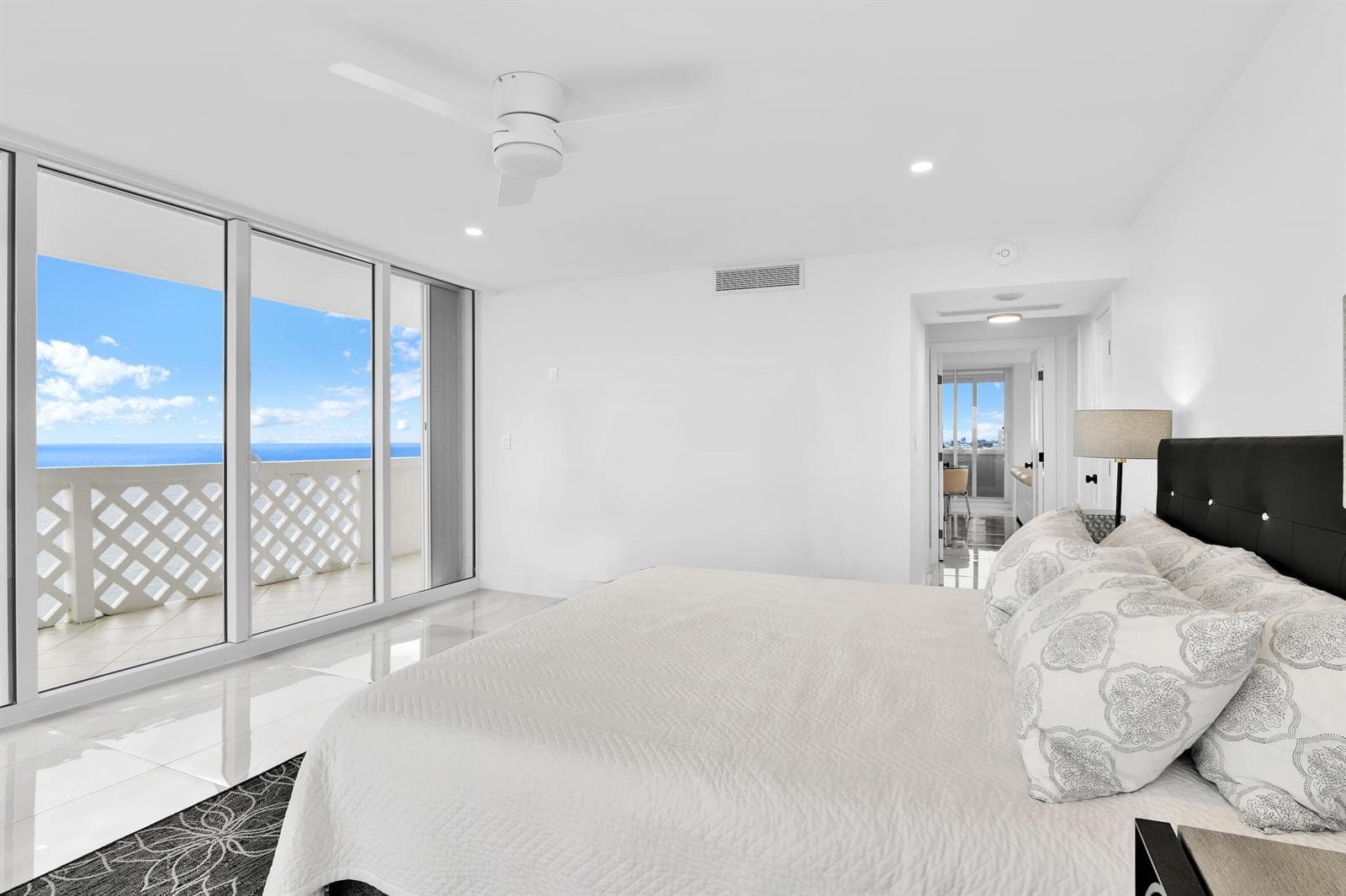 1200 S Ocean Blvd PHA, Boca Raton -44 co
