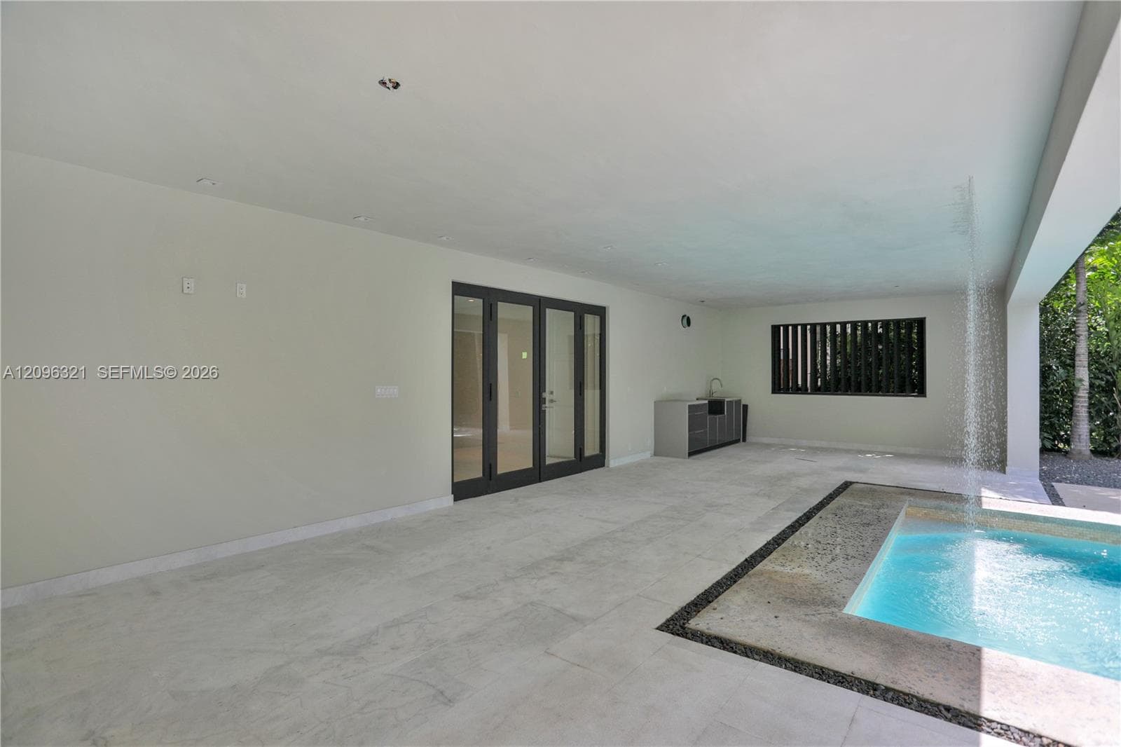 3550 W Glencoe St photo 62