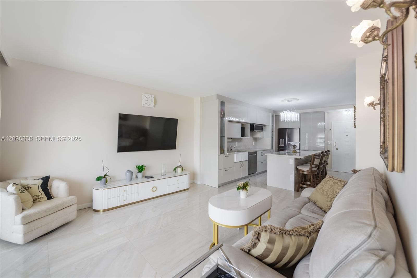 HEMISPHERES CONDO · #18D in Hallandale Beach - Photo 6