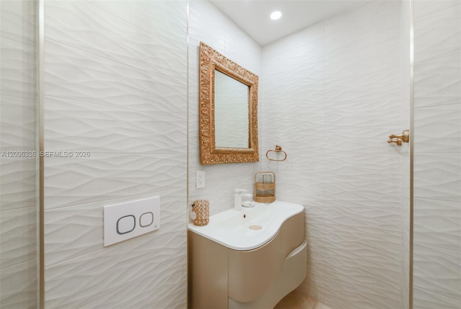 HEMISPHERES CONDO · #18D in Hallandale Beach - Photo 16