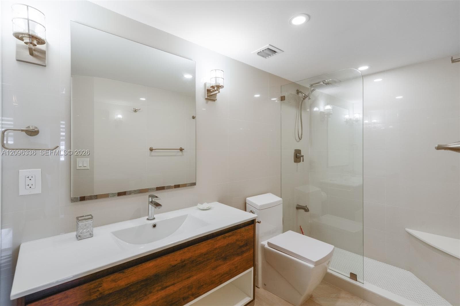 HEMISPHERES CONDO · #18D in Hallandale Beach - Photo 26