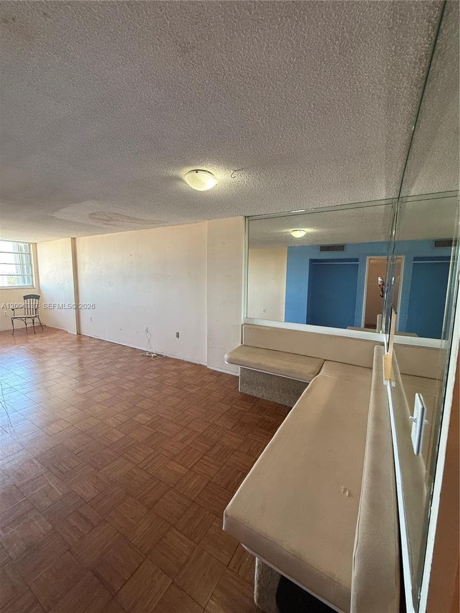 Keystone Harbor Club · #1110 in North Miami - Photo 11
