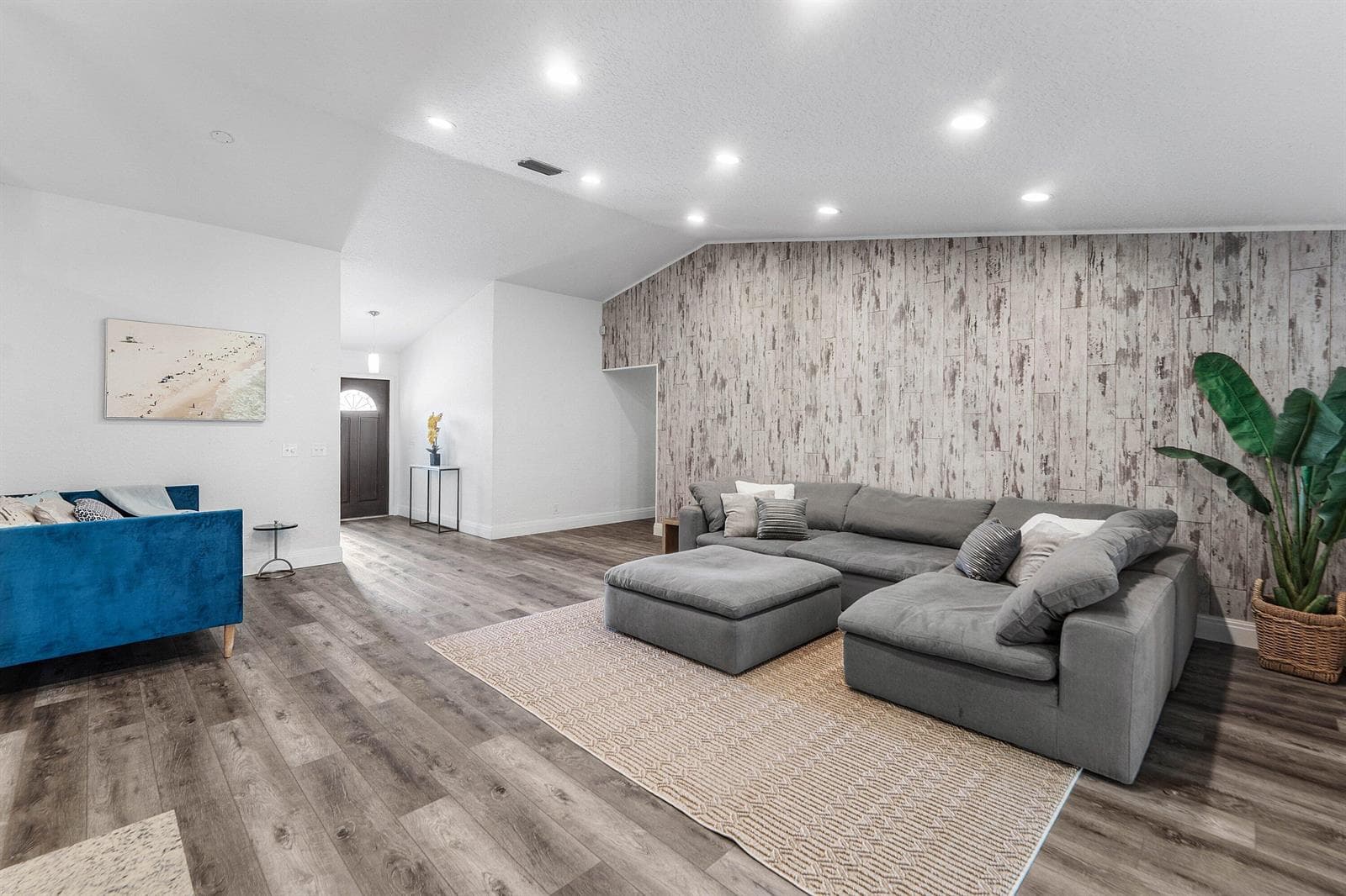 056-13853SheffieldStreet-Wellington-FL-3