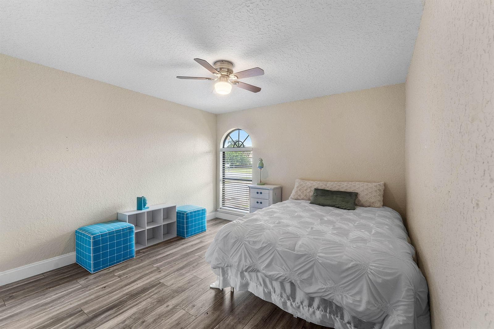 072-13853SheffieldStreet-Wellington-FL-3