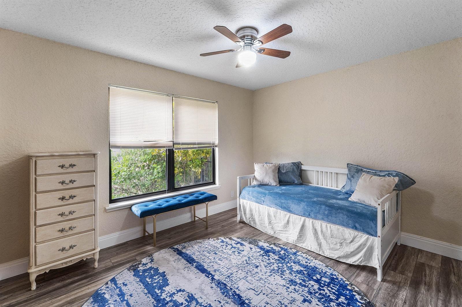 070-13853SheffieldStreet-Wellington-FL-3