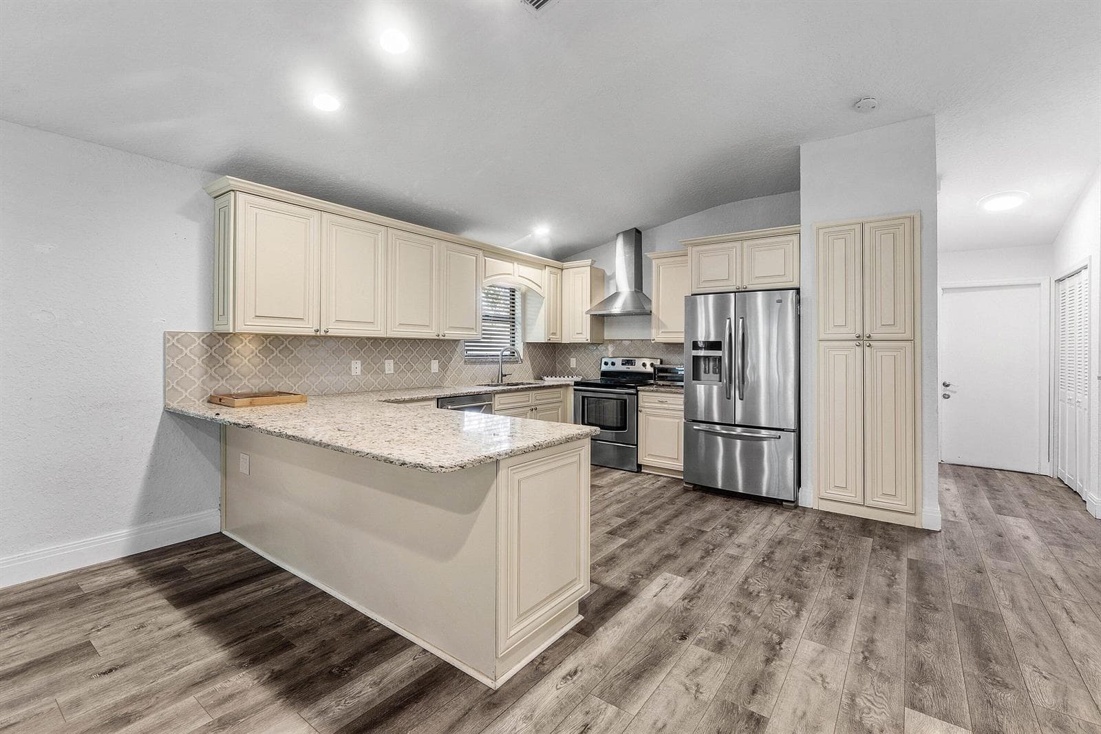 059-13853SheffieldStreet-Wellington-FL-3