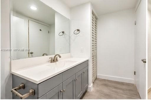 VISTA ALEGRE TOWNHOMES CO · #102 in Hialeah - Photo 12